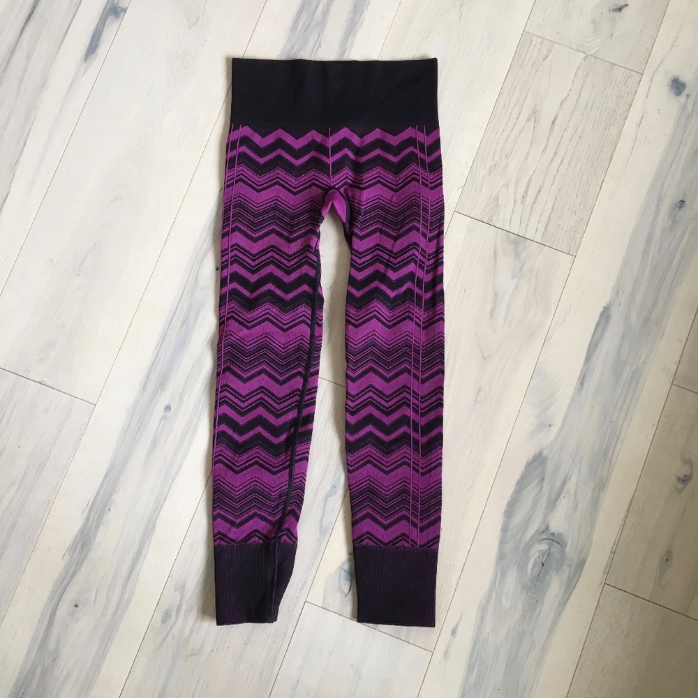❌SOLD❌Lululemon Intarsia Knit Cropped Leggings - Picture 2 of 6